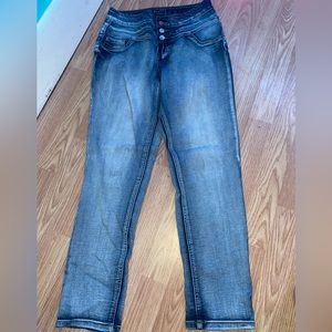 High waisted mom/skinny jeans